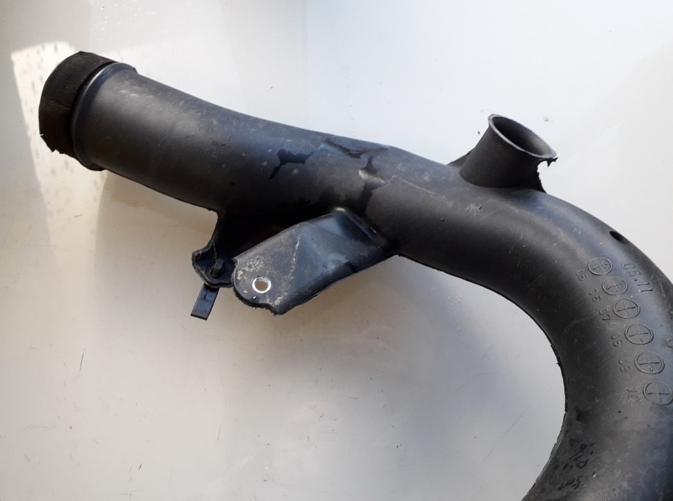 1775128060 Toyota RAV-4 2006 Wąż powietrza - Thumbnail 2