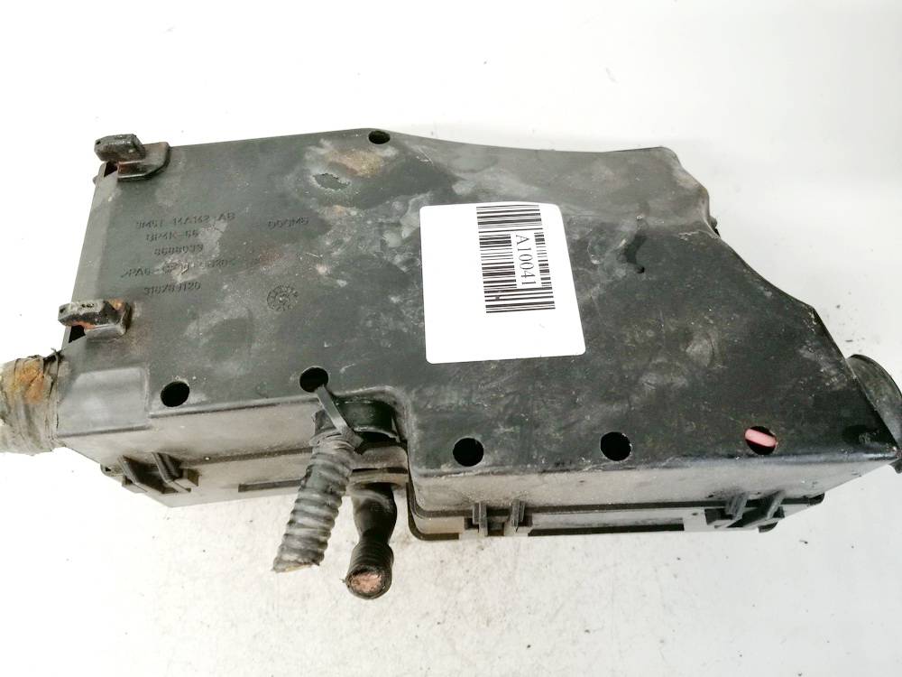 518818109 Mazda 3 2003 Drošinātāju kārba