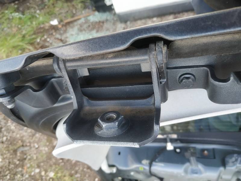 Fiat Stilo 2005 Hood Hinges - REAR RIGHT
