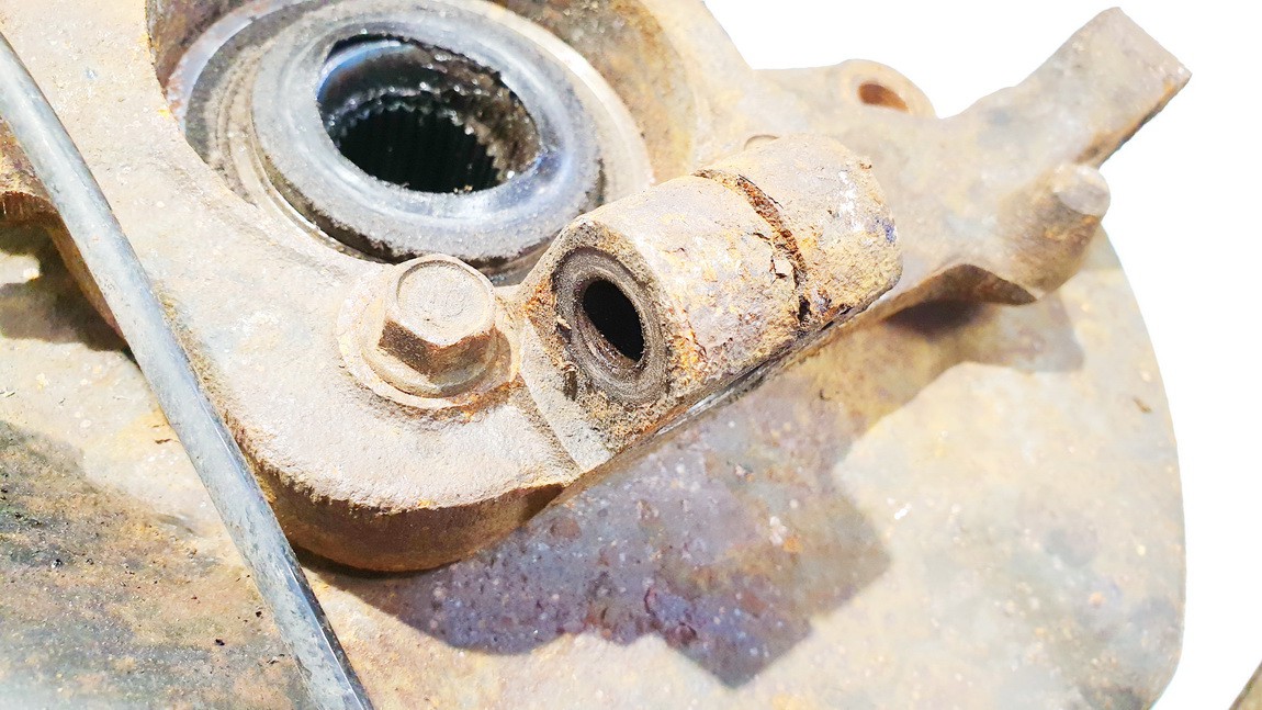 used used Steering Knuckle - FRONT RIGHT Hyundai Santa Fe 2006 2.2 
