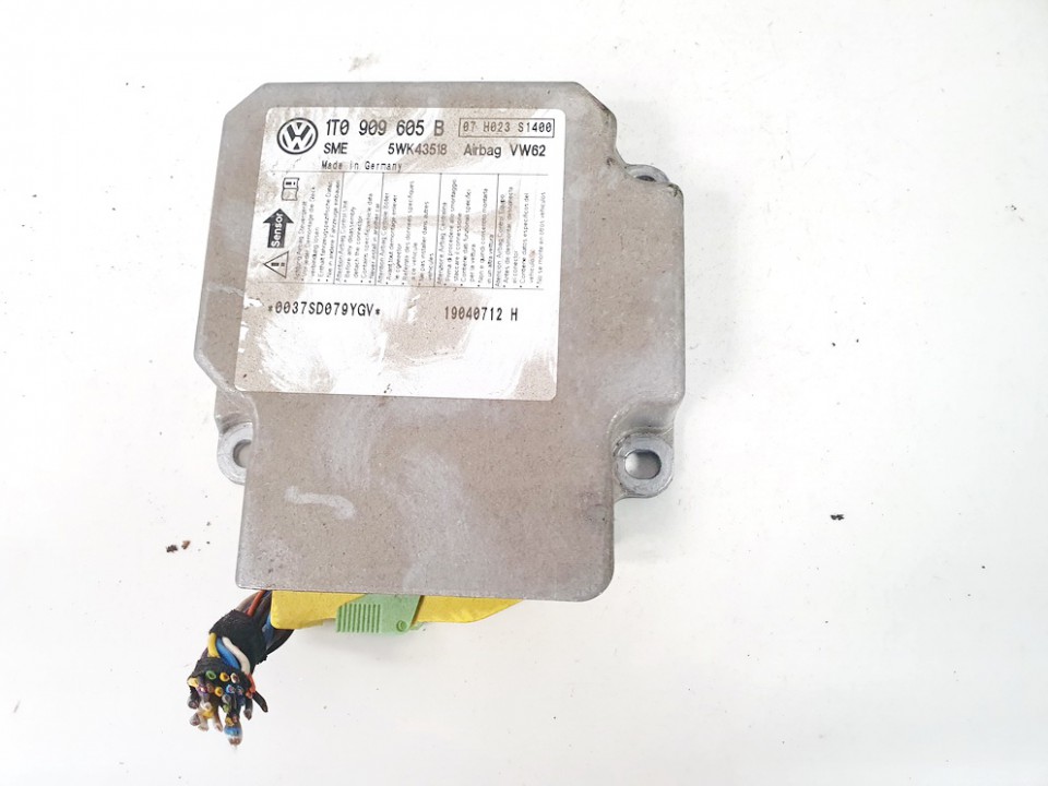 1T0909605B Volkswagen Touran 2004 Airbag crash sensors module