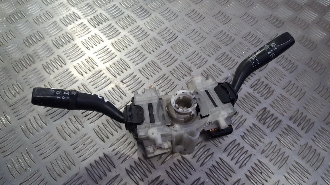 BJ3G Mazda 323F 1999 Posukiu, Sviesu ir valytuvu rankeneliu komplektas