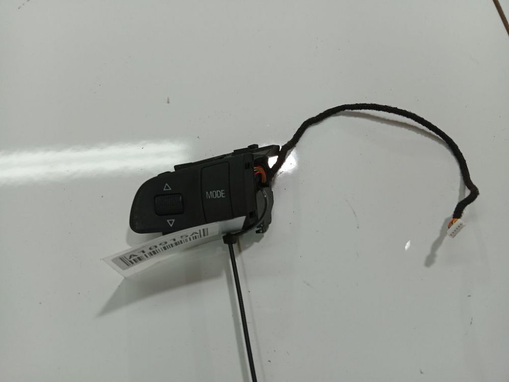 4F0951527C Audi A6 2008 Holden Steering Wheel Button