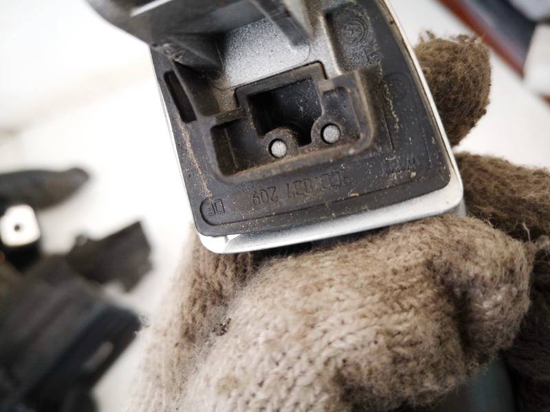 3C0837209 Volkswagen Passat 2005 Door Handle Exterior - FRONT LEFT - Thumbnail 3