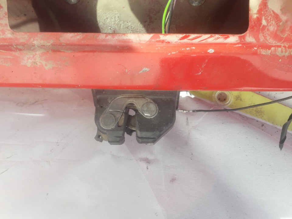 Opel Corsa 2007 Galinio Dangcio spyna G. (kapoto)