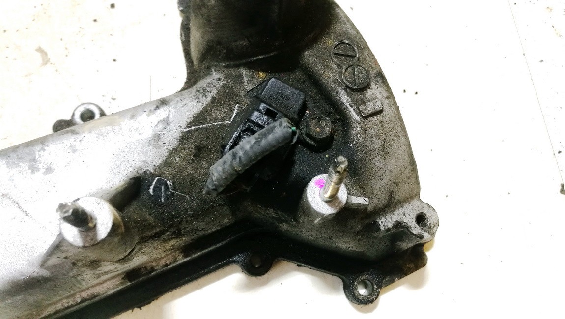 Toyota Yaris 2010 Górny czujnik Halla