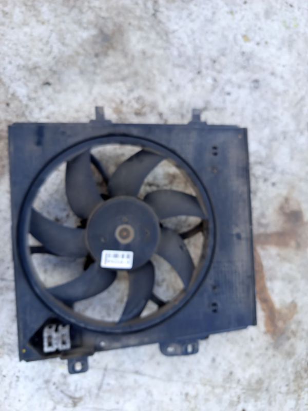 FC1057 Citroen C3 2011 Diffuser, Radiator Fan - Thumbnail 2