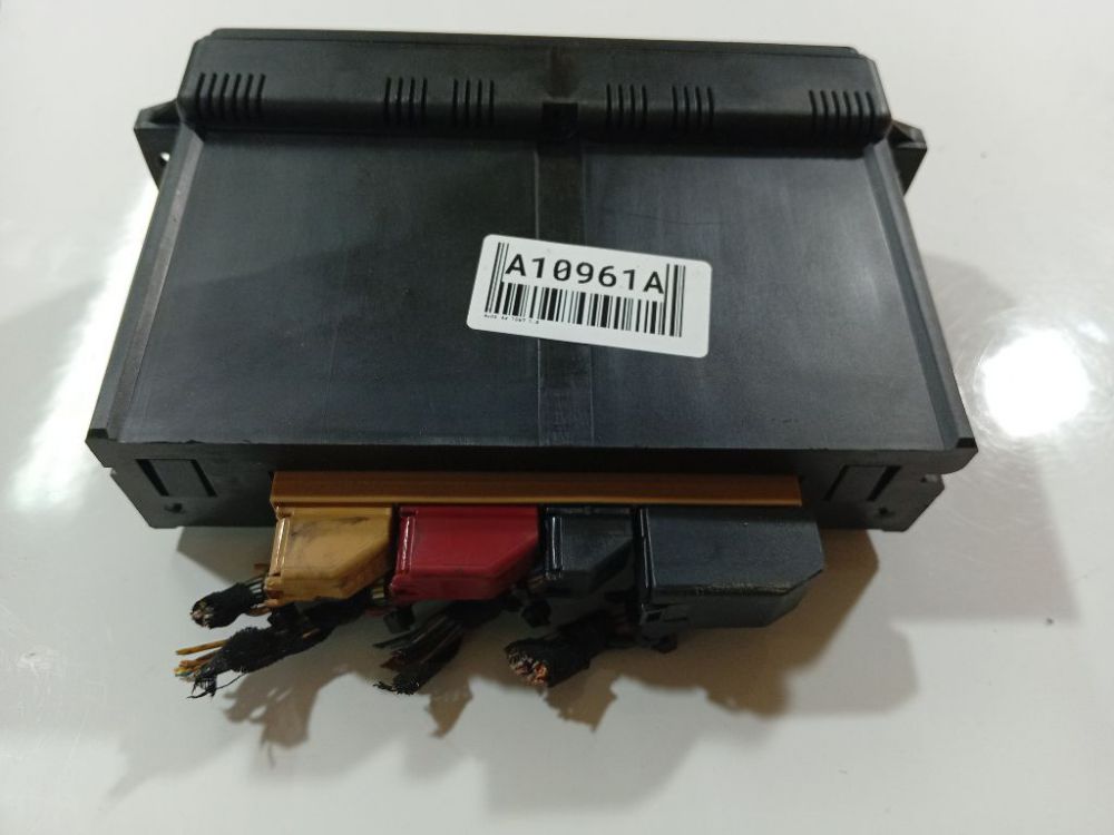 5HB00760800 Audi A4 1997 Klimata vadības panelis (sildītāja vadības slēdži) - Thumbnail 3