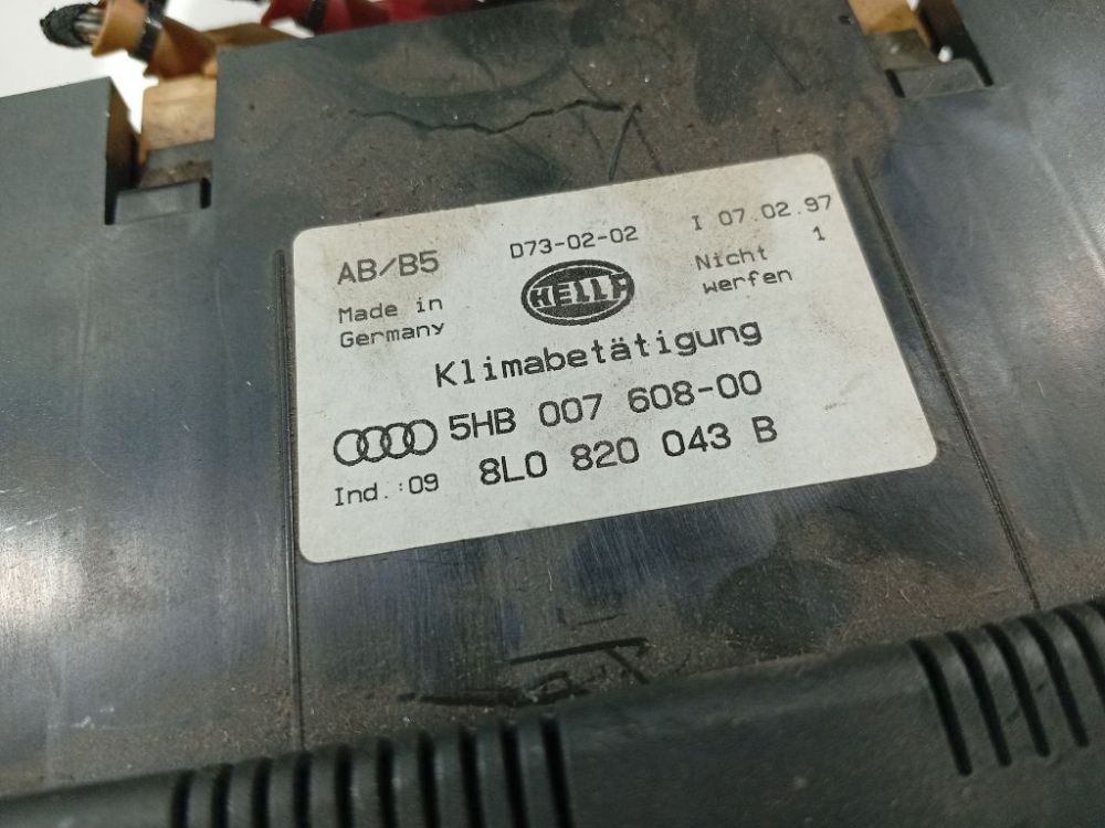 5HB00760800 Audi A4 1997 Klimata vadības panelis (sildītāja vadības slēdži) - Thumbnail 4