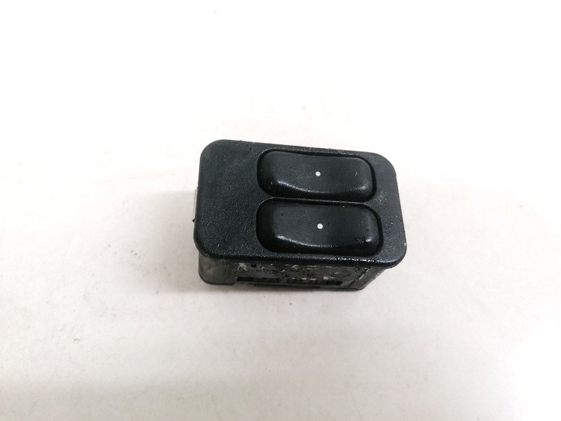 90561088 Opel Astra 2000 Power window control (Window Regulator-Window Switch)