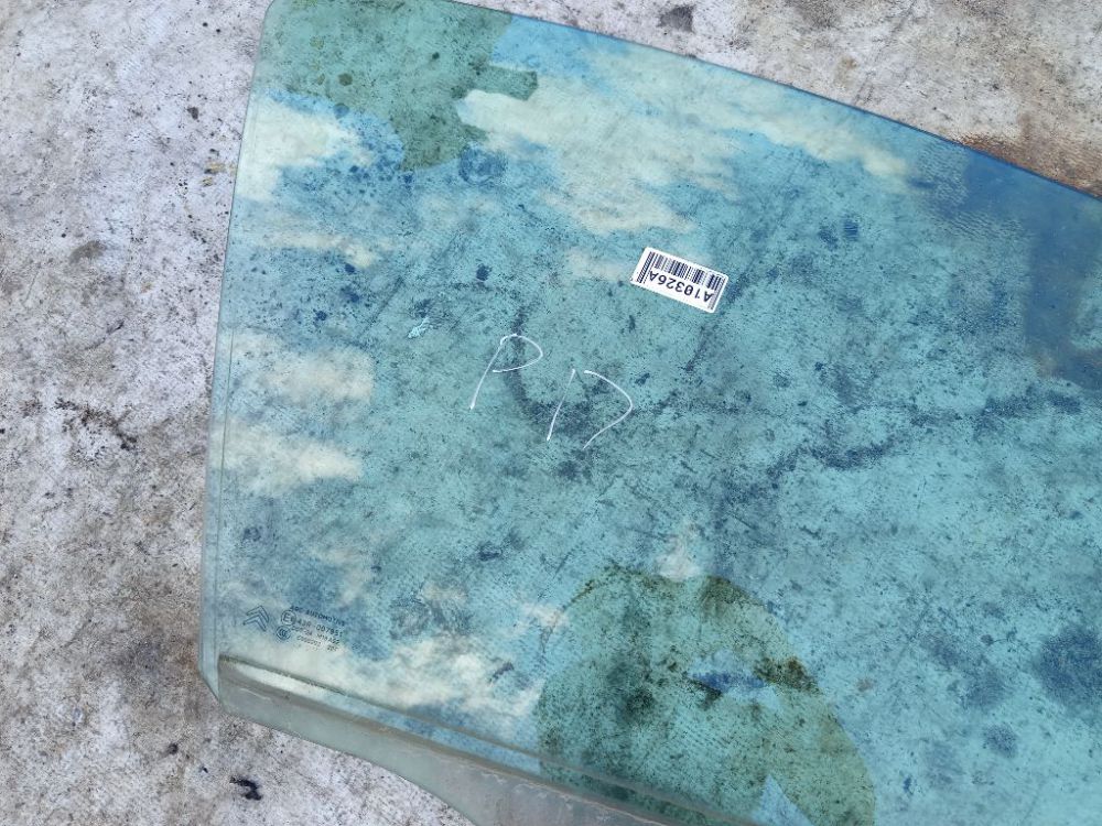 43R007951 Citroen C3 2011 Боковое окно - передний правый - Thumbnail 4