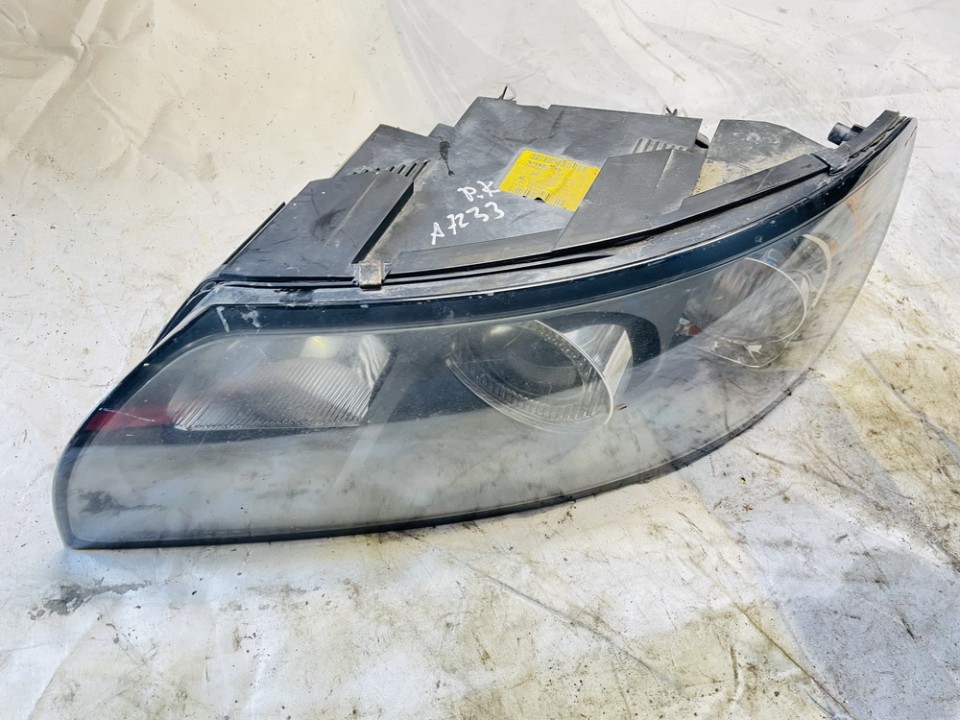 30698885 Volvo V50 2006 Headlight - FRONT LEFT