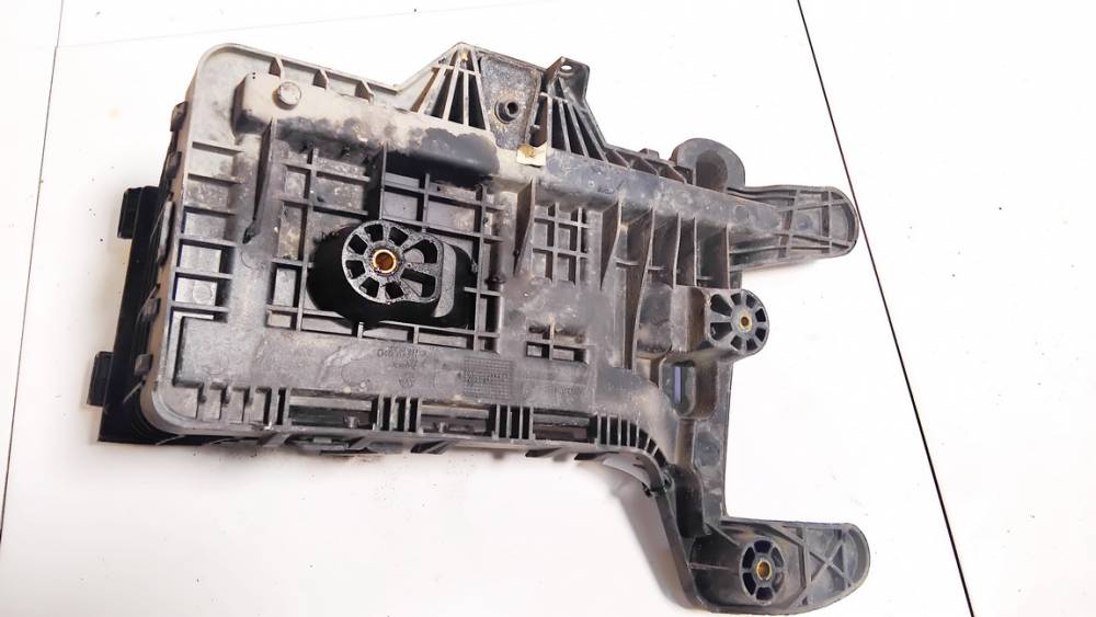 1K0915333C Volkswagen Passat 2006 Pad de Batterie - Thumbnail 2