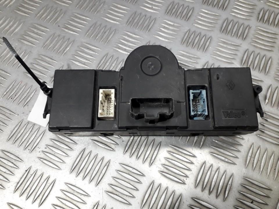 USED used Climate Control Panel (heater control switches) Renault