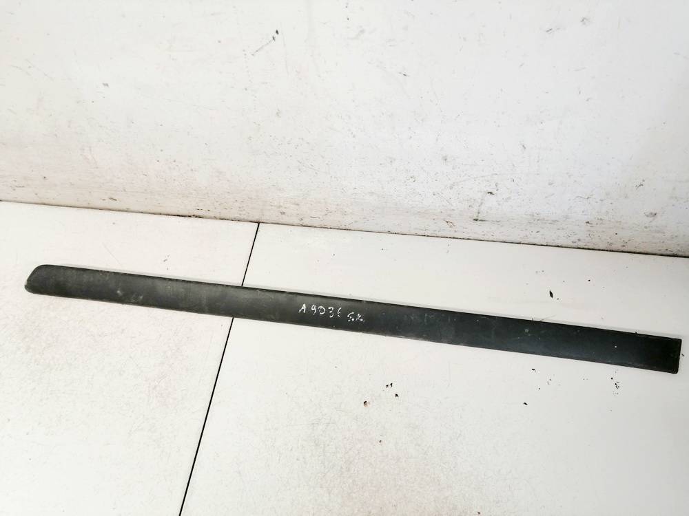 93318775 Opel Meriva 2004 Molding door - REAR LEFT