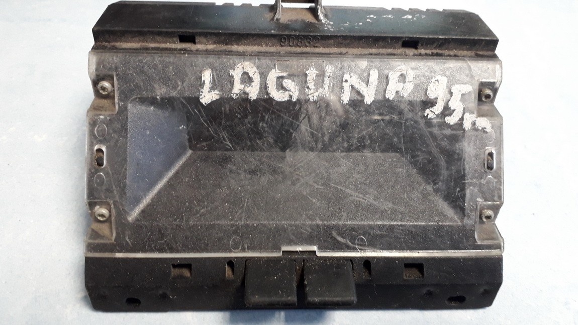 7700822081 Renault Laguna 1995 Dashboard Radio Display (Clock,Info Monitor,BORD COMPUTER)