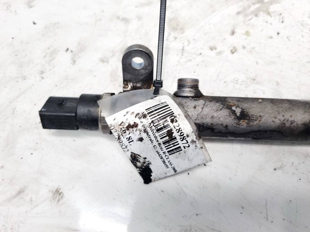 A6420700495 Mercedes-Benz R-CLASS 2006 Fuel injector rail (injectors)(Fuel distributor) - Thumbnail 3