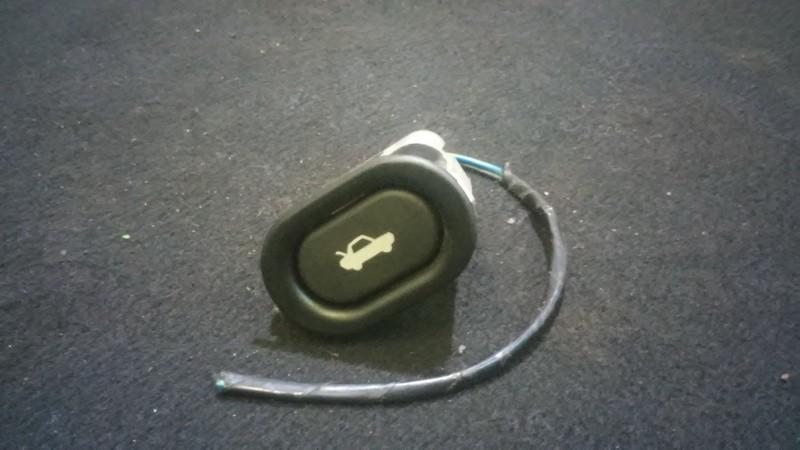 4733440 SAAB 9-5 1998 Bouton commutation déverrouillage du hayon