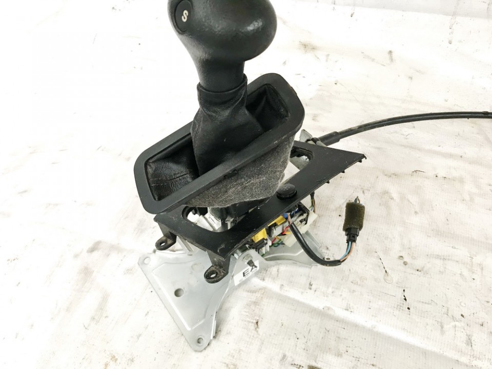 90437606 used Gearshift Lever Automatic (GEAR SELECTOR UNIT) Opel Astra