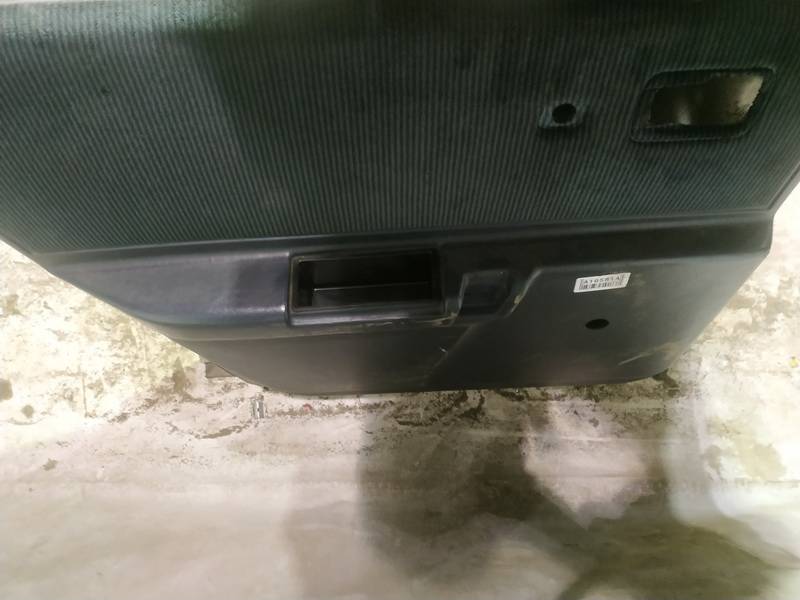 Audi 100 1985 дверную панель - задний левый