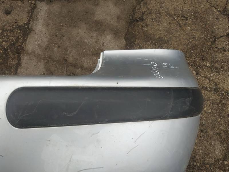 Volkswagen Golf 2000 Bampera moldings - AIZMUGURE PA LABI