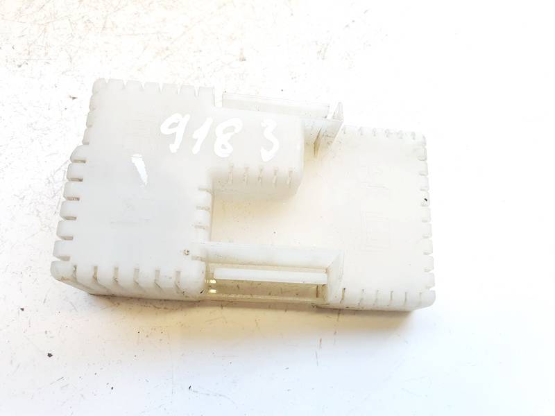 6G9T14C507BB Ford Galaxy 2006 Fuse Box Cover - Thumbnail 2