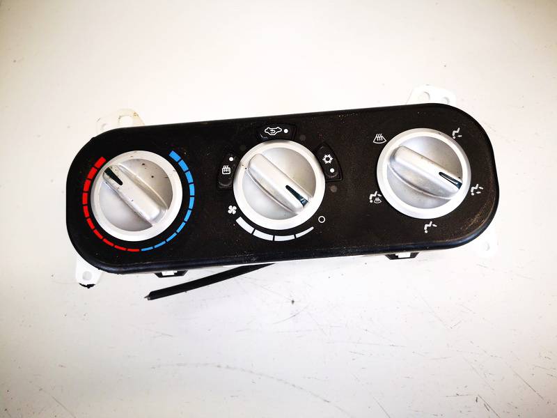 P55111847AD Dodge Caliber 2007 Climate Control Panel (heater control switches)