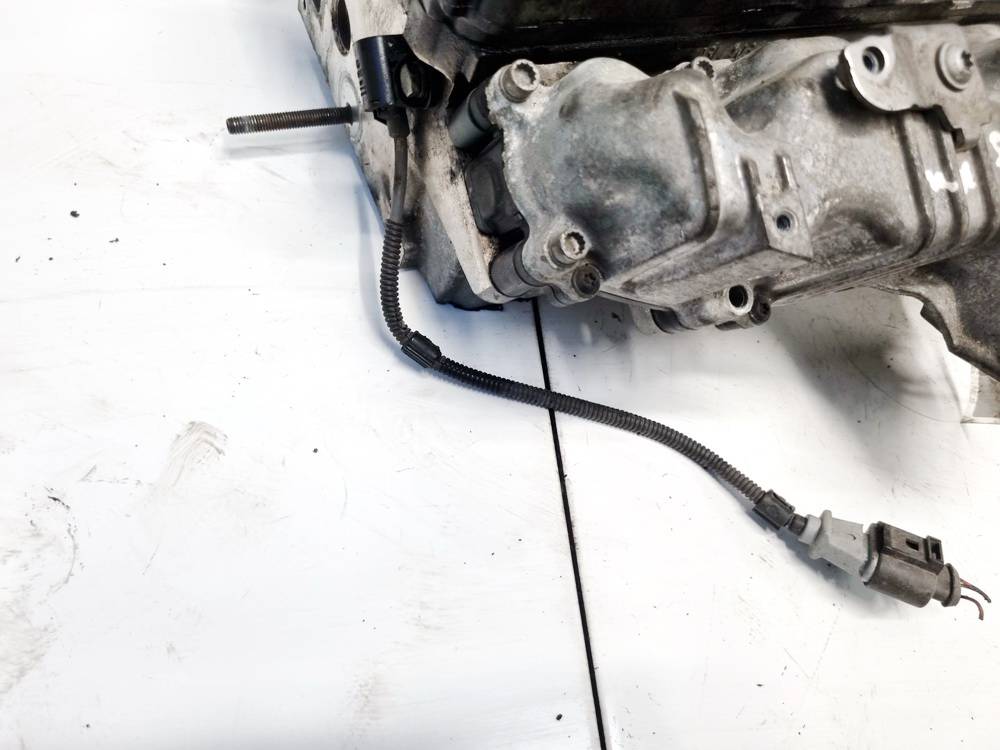 03L906433 Audi A4 2008 Augšējais holla sensors