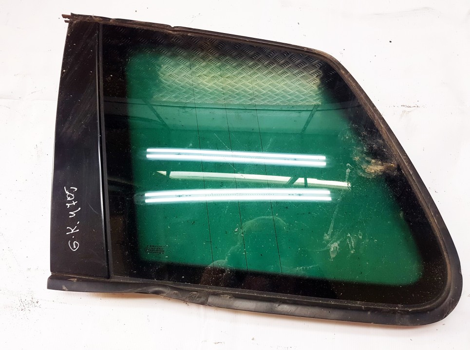 Volkswagen Touareg 2004 Aizmugurējais virsbūves sānu stikls - AIZMUGURE PA KREISI