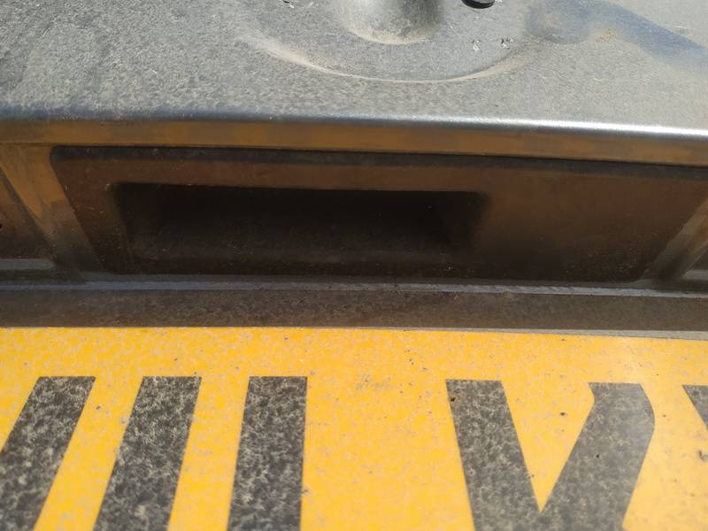 BMW 5-Series 2011 Galinio dangcio atidarymo rankenele isorine  (mikrikas) G. - Thumbnail 2