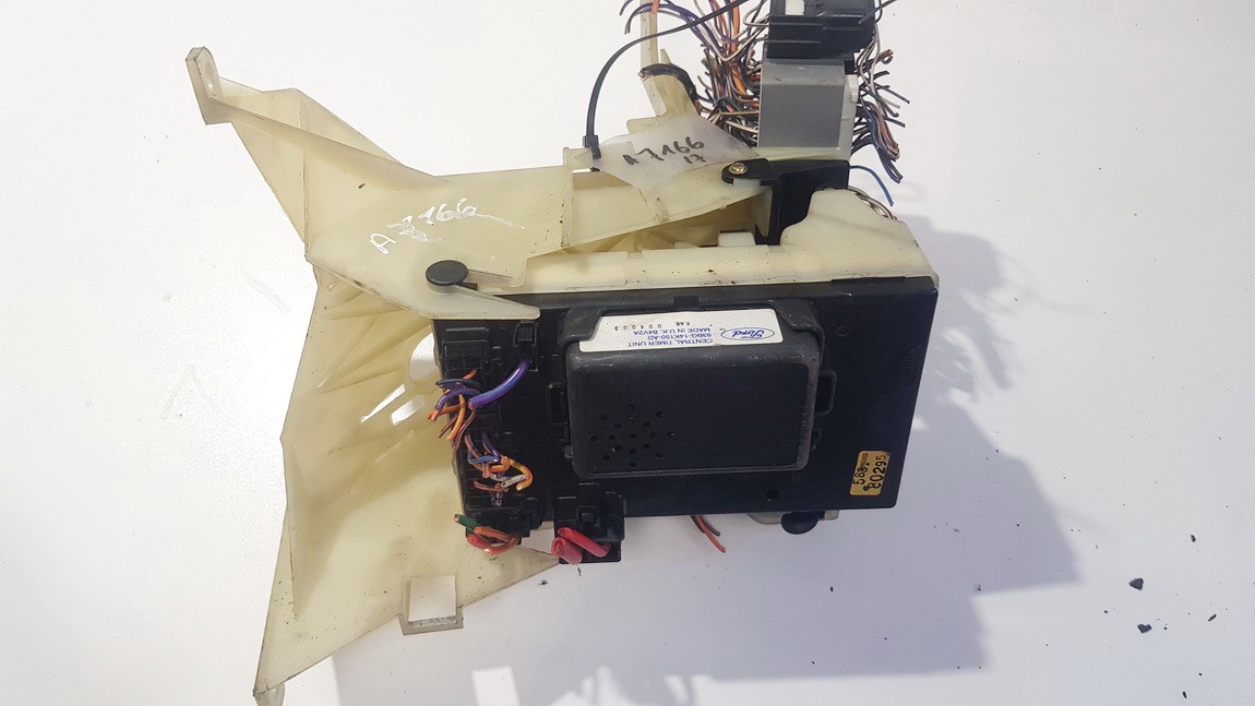 93BG14K150AD Ford Mondeo 1996 Fuse box - Thumbnail 3