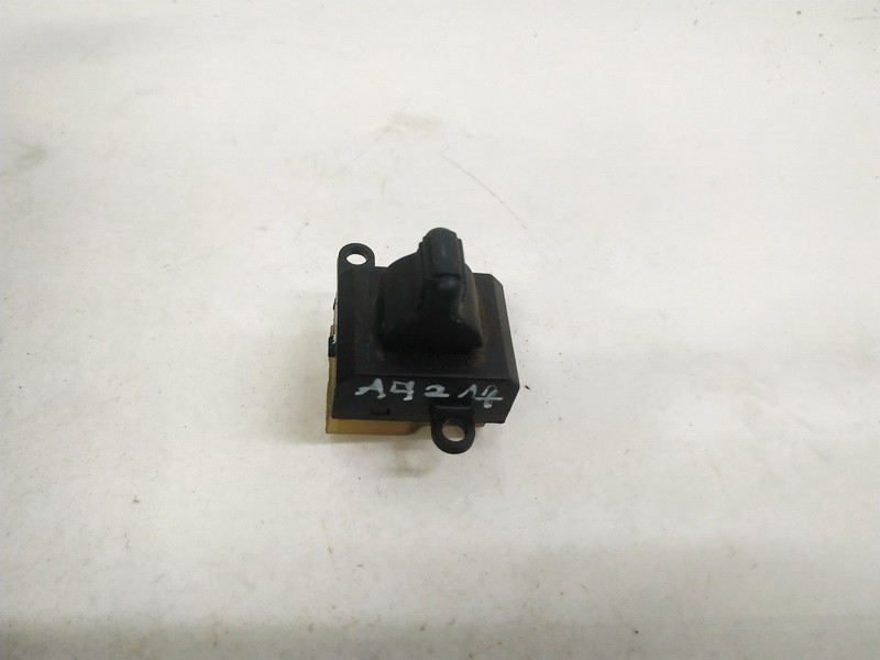 4685435 Plymouth Grand Voyager 1998 Power window control (Window Regulator-Window Switch)