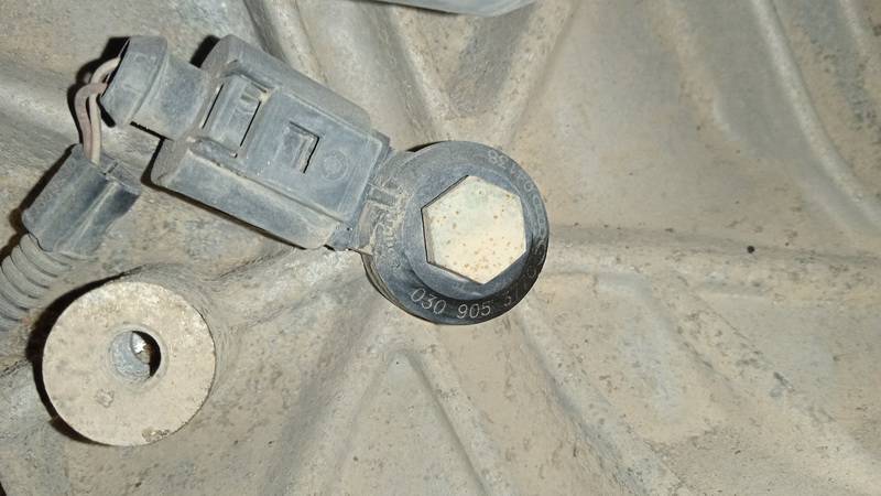 030905377C Volkswagen Golf 2004 Ignition Knock (Detonation) Sensor