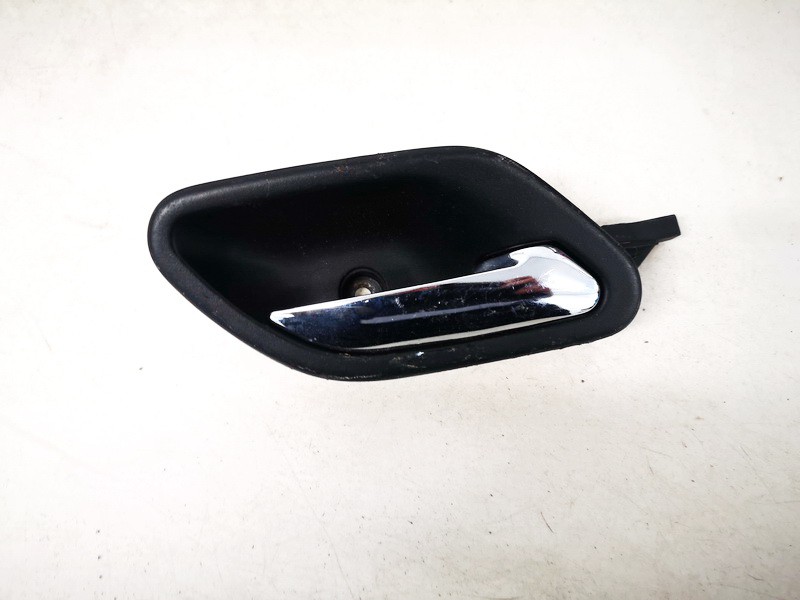 8226050 BMW 5-Series 1997 Wewnętrzna klamka drzwi - TYLNE PRAWE