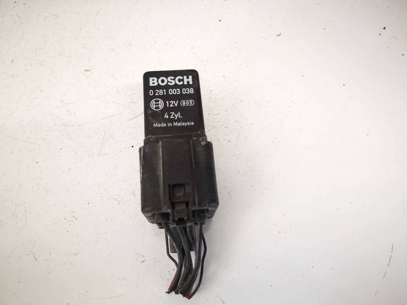 0281003038 Skoda Octavia 2007 Glow plug relay