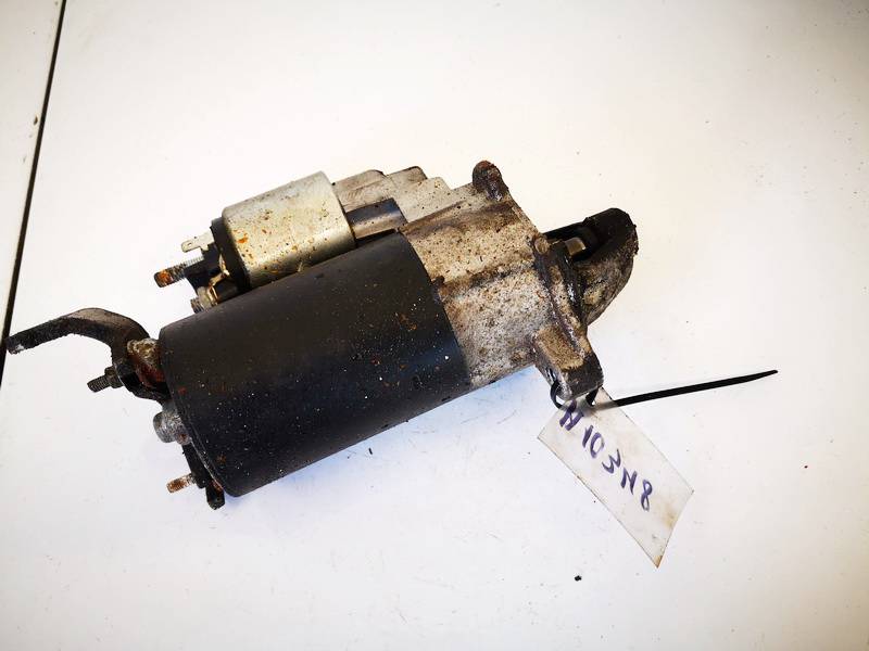 5901259419078 Audi A4 1998 Startti