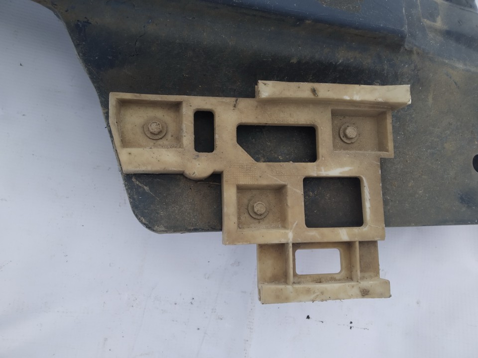 9151503 Volvo V70 2000 Bumper mounts (BUMPER BRACKET) - FRONT RIGHT