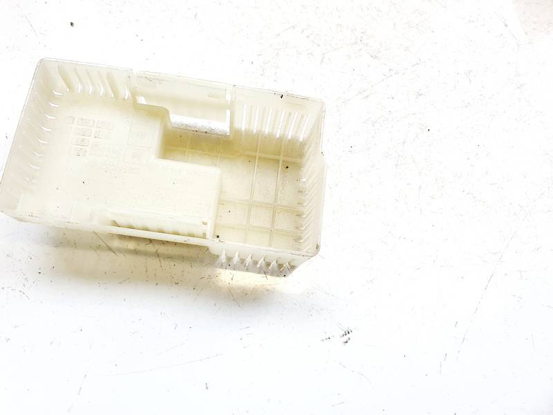 6G9T14C507BB Volvo S80 2007 Fuse Box Cover - Thumbnail 3