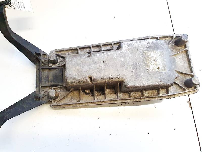 7L6713095 Volkswagen Touareg 2004 Gearshift Lever Automatic (GEAR SELECTOR UNIT)