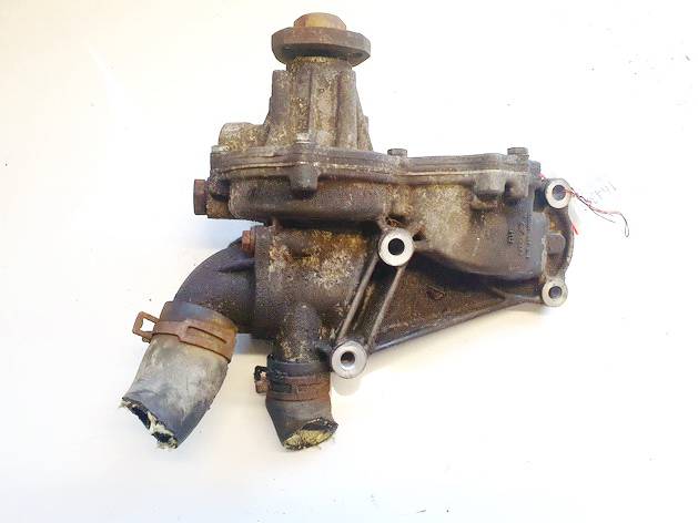 R050121013 Volkswagen Passat 1999 Water pump
