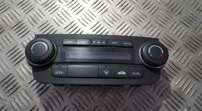 79600SWYE4 Honda CR-V 2007 Climate Control Panel (heater control switches)