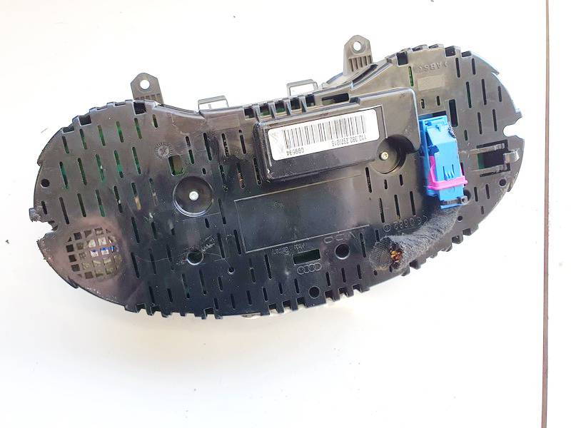 8P0920930R Audi A3 2005 Speedometers - Cockpit - Speedo Clocks Instrument - Thumbnail 3