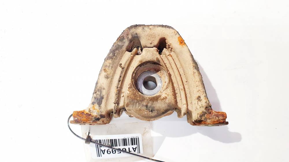 Opel Omega 1997 Engine Mounting and Transmission Mount (Engine support)