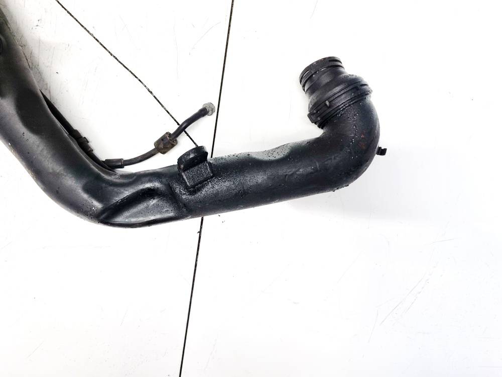 1K0129654AA Volkswagen Passat 2006 Välijäähdyttimen letku - Thumbnail 3