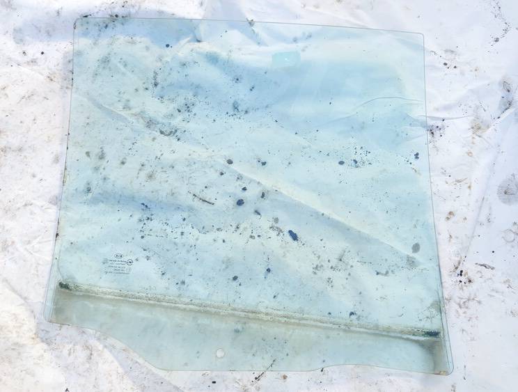 AS2 Kia Carens 2007 Durvju stikls - AIZMUGURE PA KREISI - Thumbnail 2