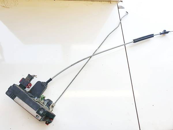 13154794 Opel Meriva 2004 Oven Lukko - TAKANA OIKEALLA