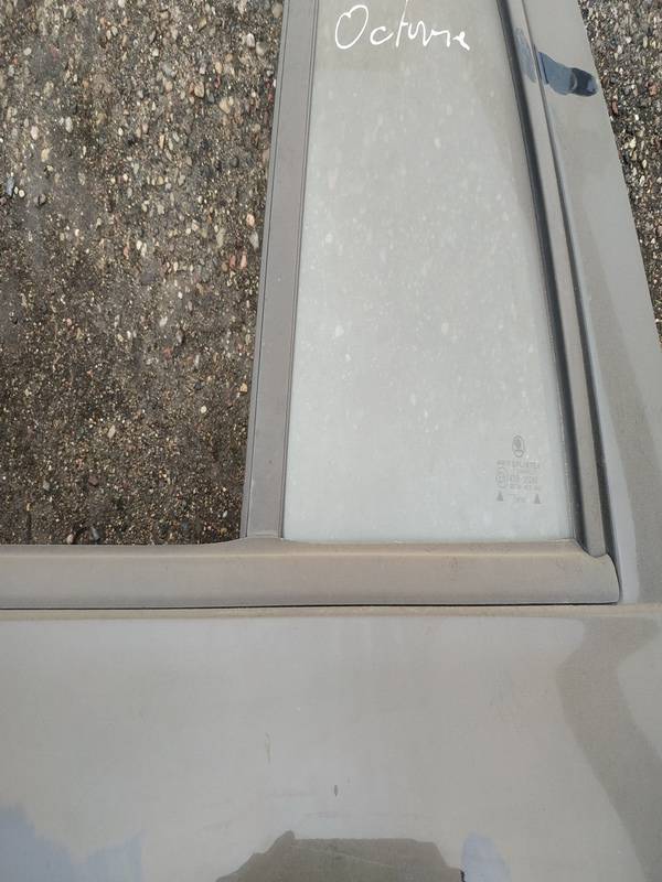 Skoda Octavia 2001 Glass Trim Molding-weatherstripping - REAR LEFT - Thumbnail 2