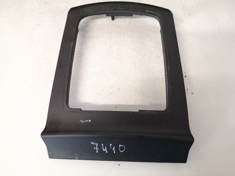 4M51A044H83ACW Ford Focus 2004 garniture intérieure