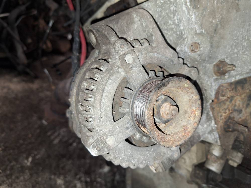 Chrysler 300C 2006 Alternator - Thumbnail 2