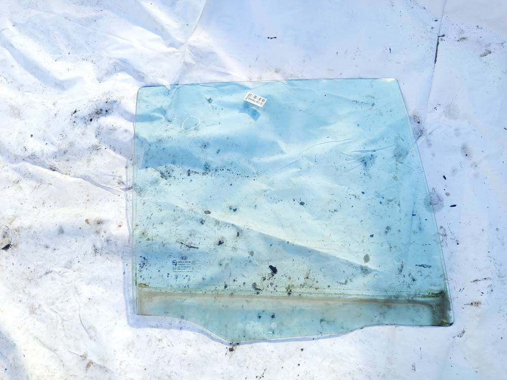 AS2 Kia Carens 2007 Durvju stikls - AIZMUGURE PA LABI